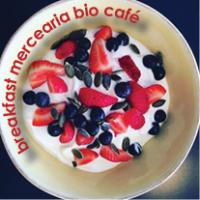 breakfast mercearia bio café